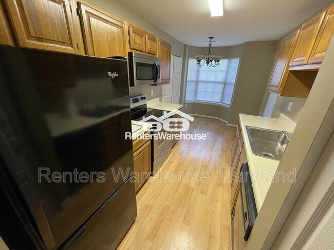 Foto del edificio - 3512 Thomas Pointe Ct