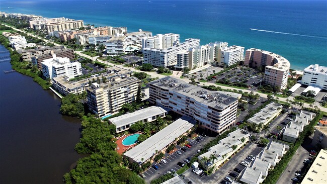 Foto del edificio - 3589 S Ocean Blvd