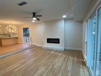 Building Photo - 6405 Shadow Valley Dr