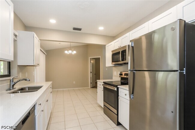Building Photo - 6511 Dulzura St