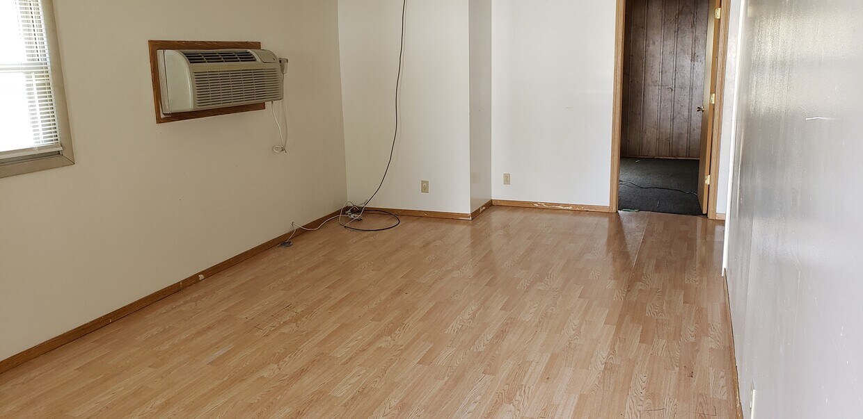 Foto principal - 209 S Cedar St