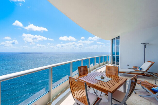 Foto del edificio - 1600 S Ocean Blvd