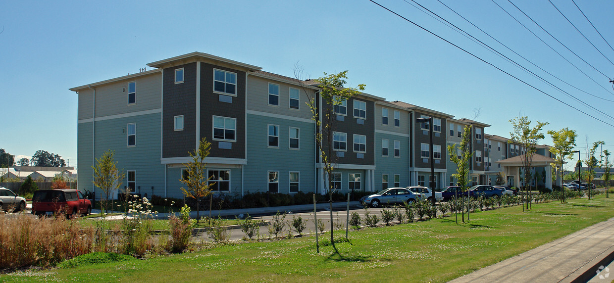 Foto del edificio - Providence Place Senior Apartments