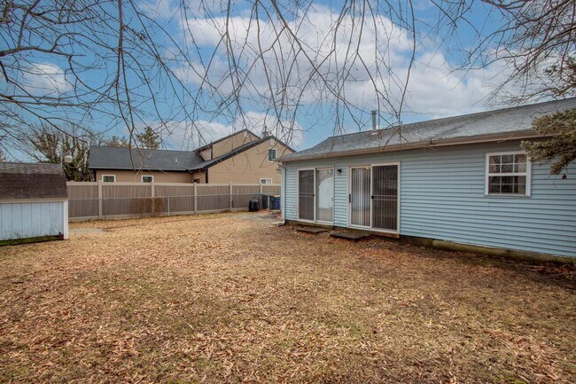 Building Photo - Charming 2-Bedroom Ranch Home with Garage and Spacious Backyard in Dover, DE