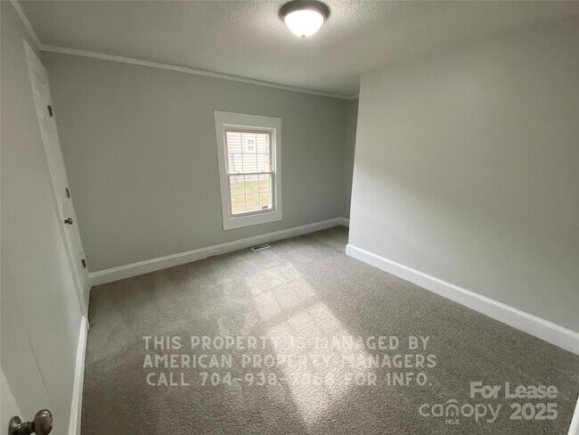 Foto del edificio - 198 Brown St SW