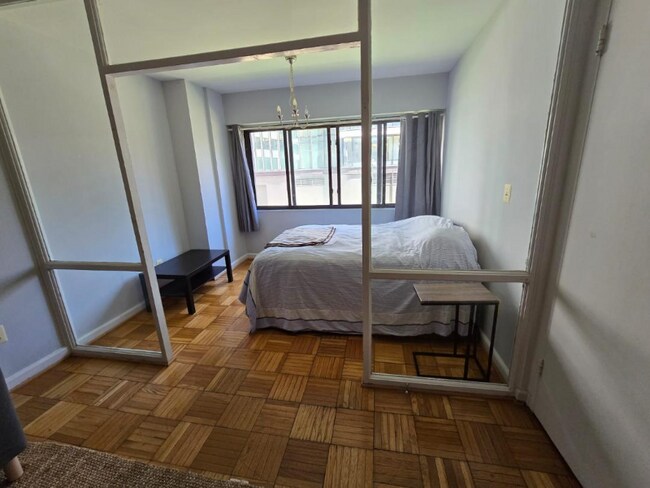 Foto del edificio - 2041 I St NW