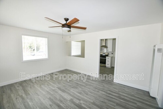 Foto del edificio - 69 Raemere St