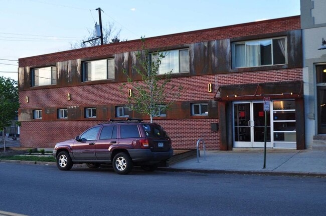 Photo - 2801 N Downing St House