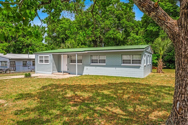 Building Photo - 106 Sikes Dr