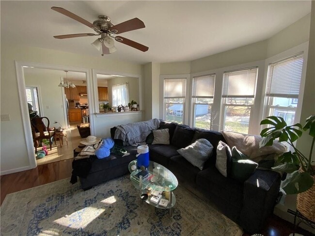 Building Photo - 28 Chester Ave