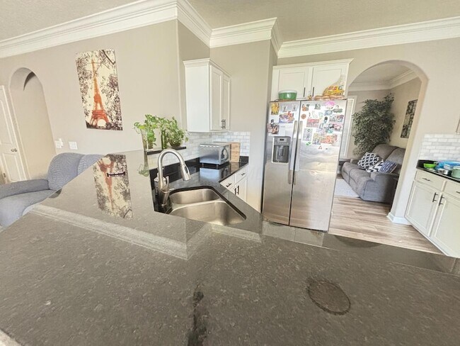Foto del edificio - 5821 Marble Creek St