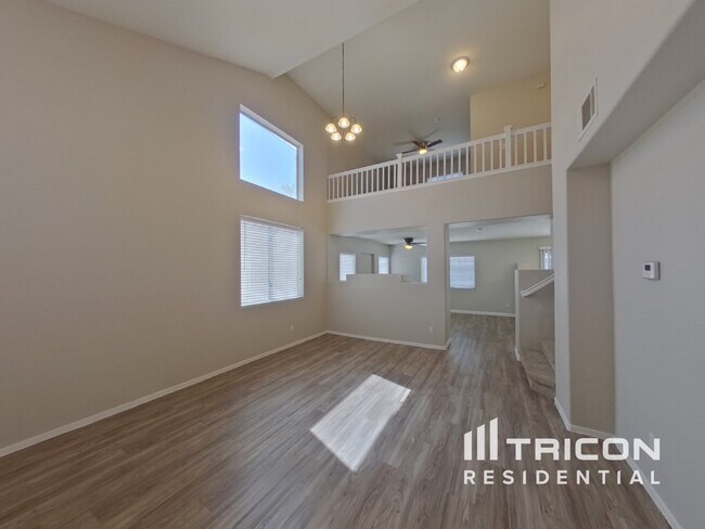 Foto del edificio - 5301 Fall Meadows Ave