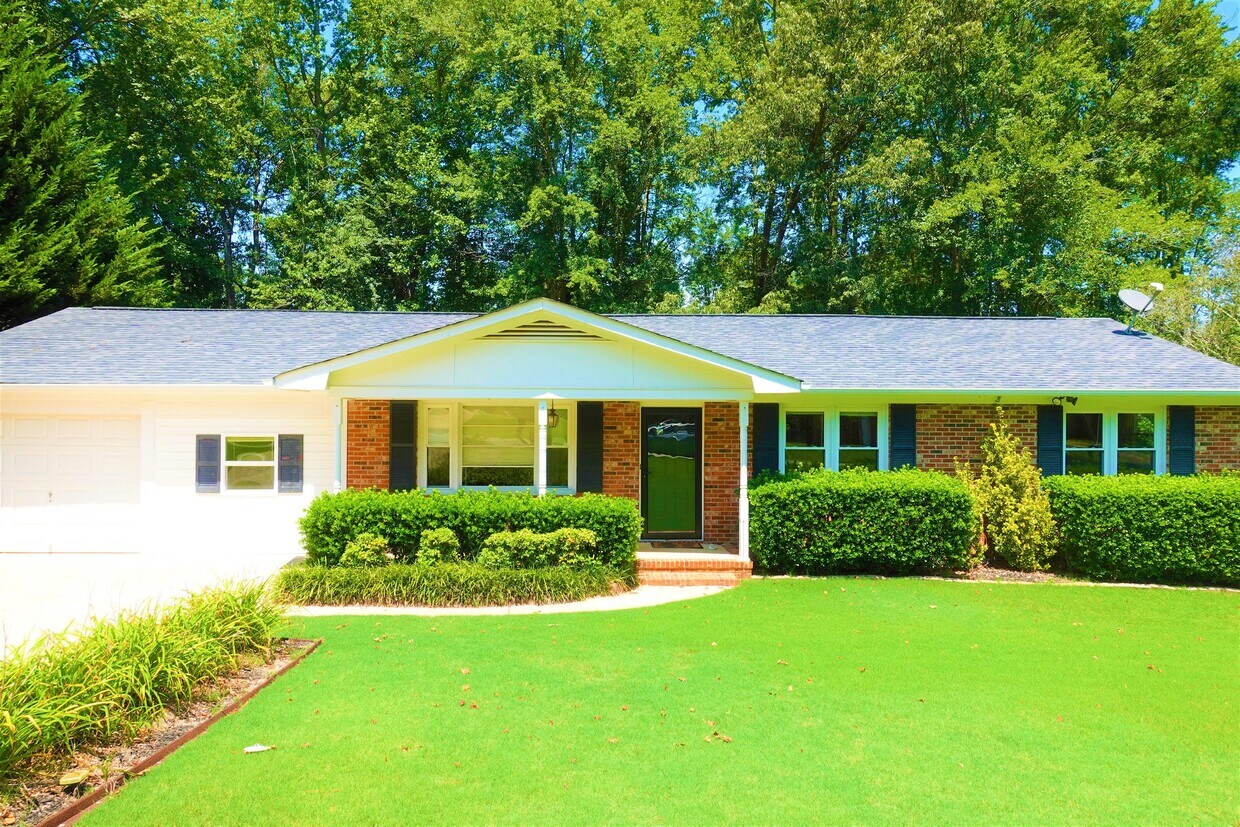 115 Konnarock Cir, Greenville, SC 29617 House Rental in Greenville