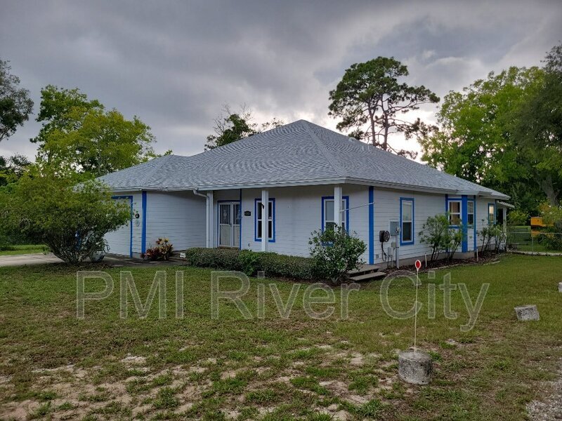 Foto principal - 2820 Old Mayport Rd