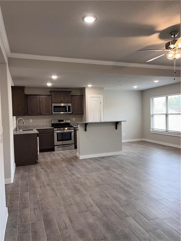 Building Photo - 452 Rama St