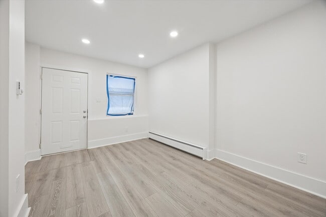 Building Photo - 3247 N Marston St
