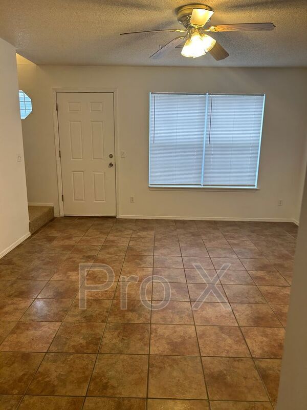 Foto del edificio - 1013 SE 5th St