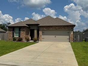 Building Photo - 40299 Sedgwick Ln