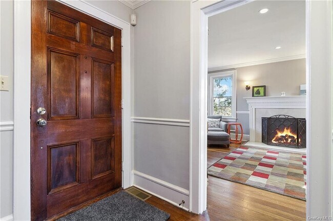 Building Photo - 15 Annadale St