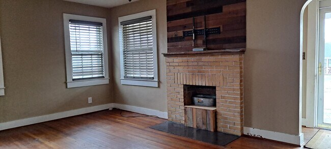 Foto del edificio - 205 Milner St NE