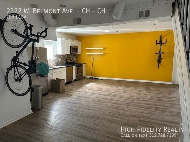 Foto del edificio - 2322 W Belmont Ave