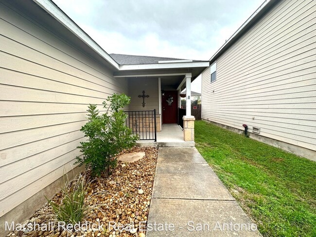 Foto del edificio - 3 br, 2 bath House - 9314 Juniper Spg