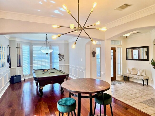 Foto del edificio - 9413 Savannah Ridge Dr