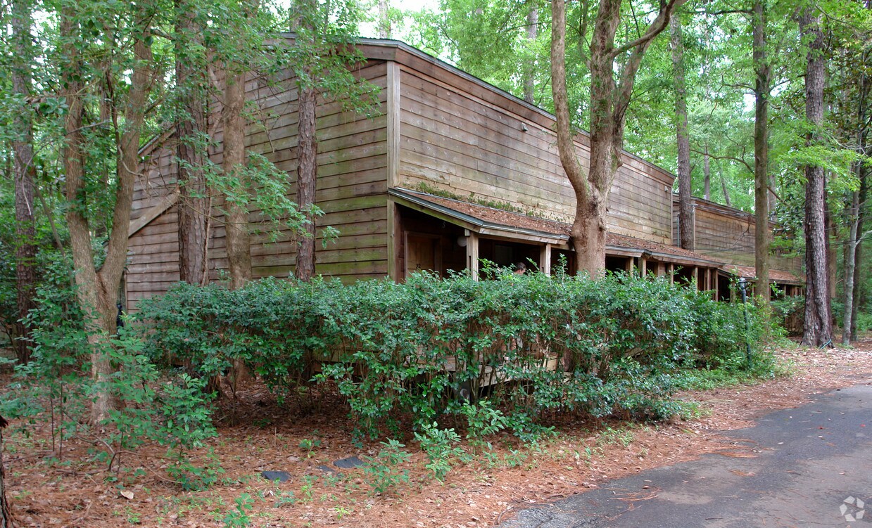 Building Photo - 308 Wood Grove Ct