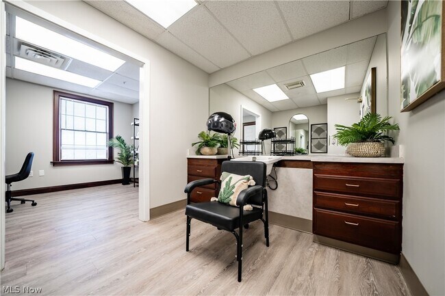 Foto del edificio - 12799 Doula Ln