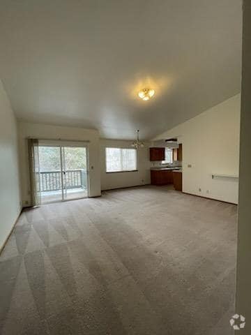 881 Homedale Rd