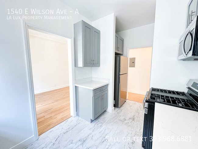Foto del edificio - 1540 E Wilson Ave