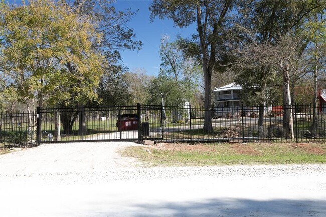 Building Photo - 255 Seidel Rd