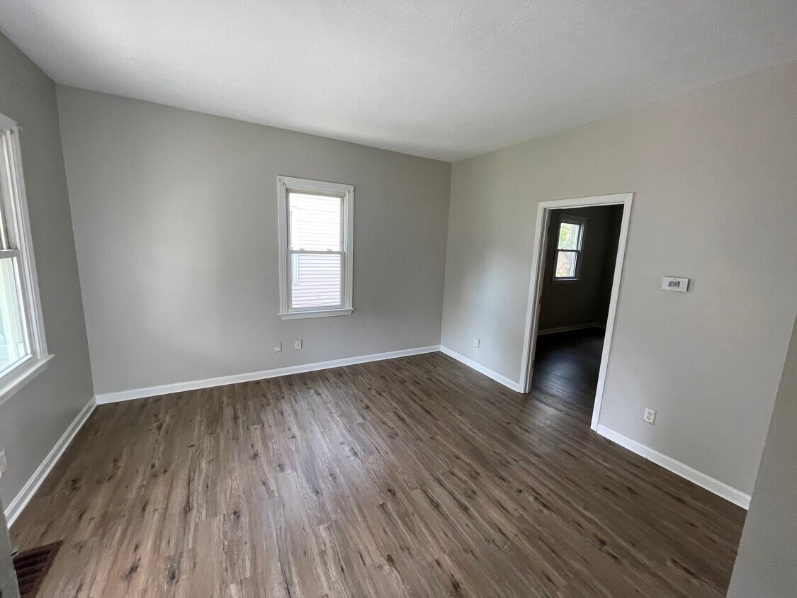 Foto del edificio - 1423 Lillian Ave