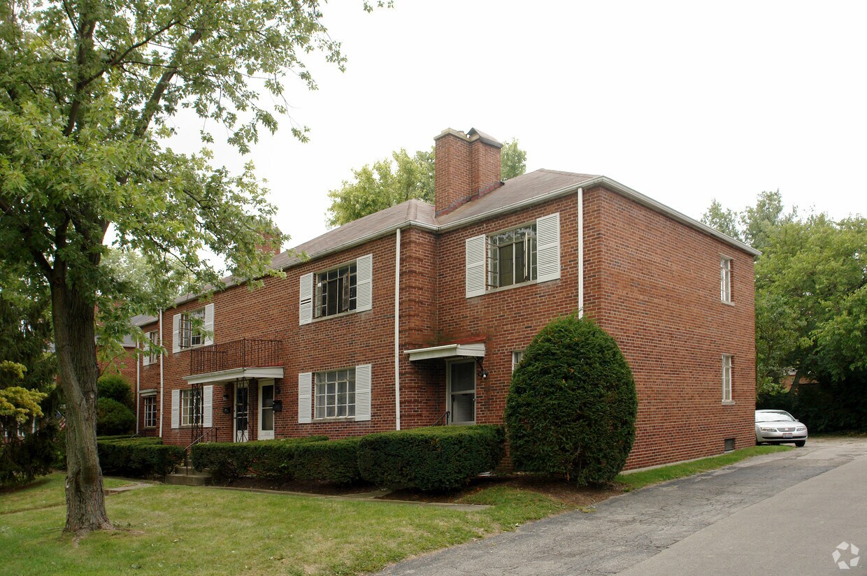 Foto principal - 1591-1597 Waltham Rd