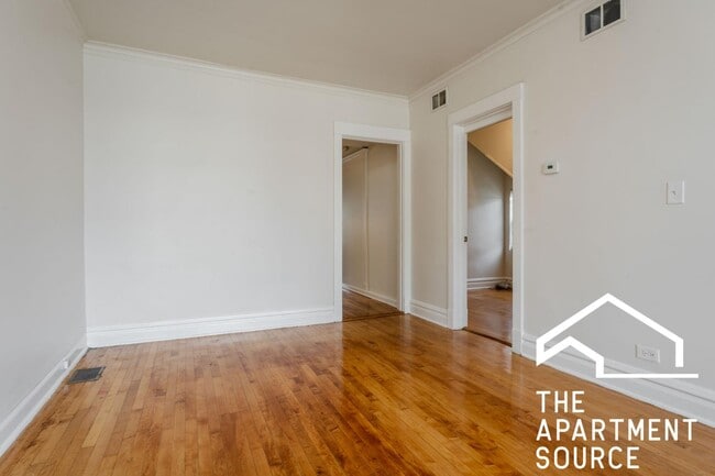 Building Photo - 2937 N Kimball Ave