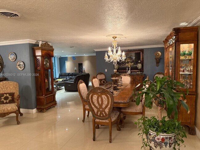 Foto del edificio - 5540 SW 63rd Ct