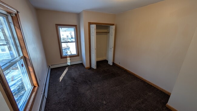 Building Photo - 91 Regan St