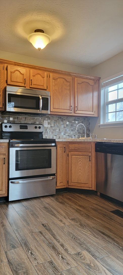 Foto del edificio - Say Hello to Your New Home! 3 Bedroom/2.5 Bath
