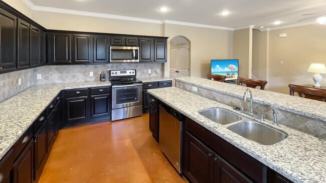 Building Photo - 3007 Towers Pkwy