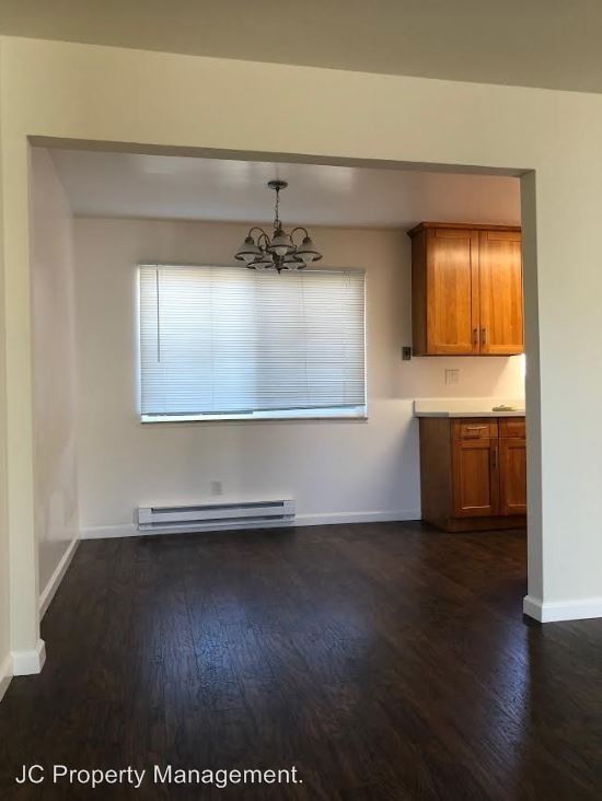 Foto del edificio - 1 br, 1 bath Apartment - 620 Grand Avenue