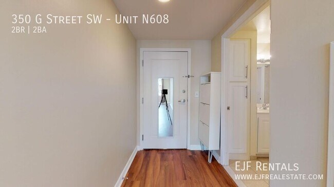 Building Photo - 350 G St SW