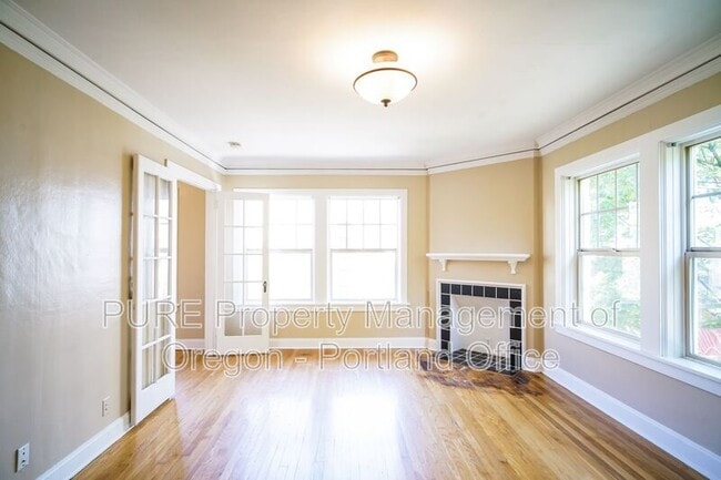 Photo - 709 SW 16th Avenue - Hamilton Arms Apartment