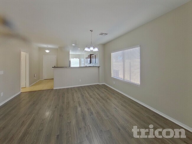 Foto del edificio - 37020 W Mondragone Ln