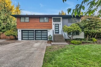 Building Photo - 3705 107th St NW
