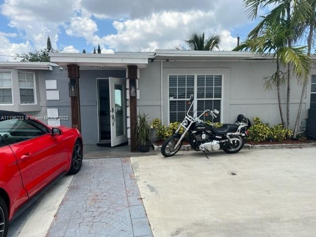 Foto principal - 2371 E Golf Dr