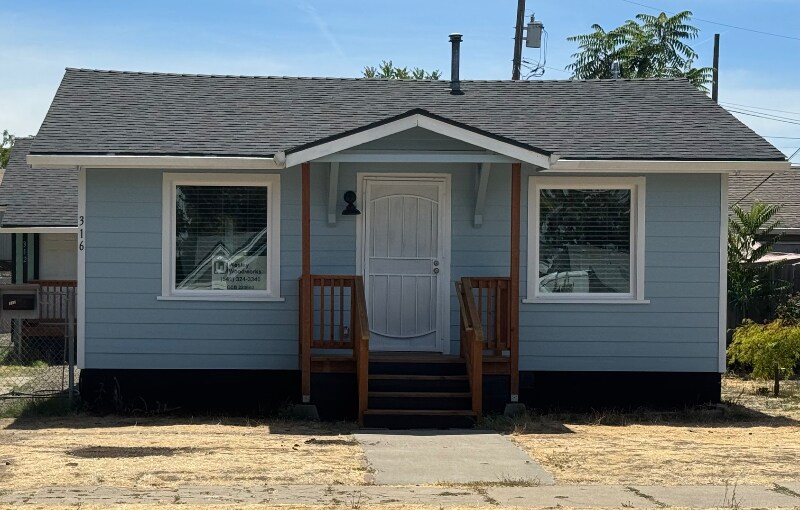 Foto principal - 316 Edwards St