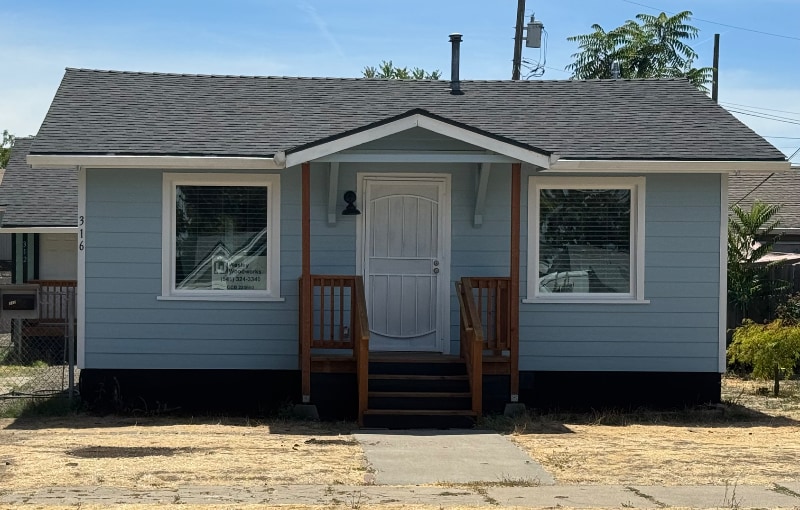 Primary Photo - 316 Edwards St