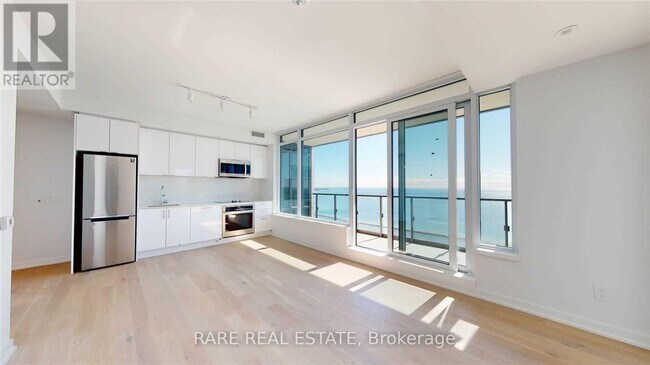 Photo du bâtiment - 1926 Lake Shore Blvd W