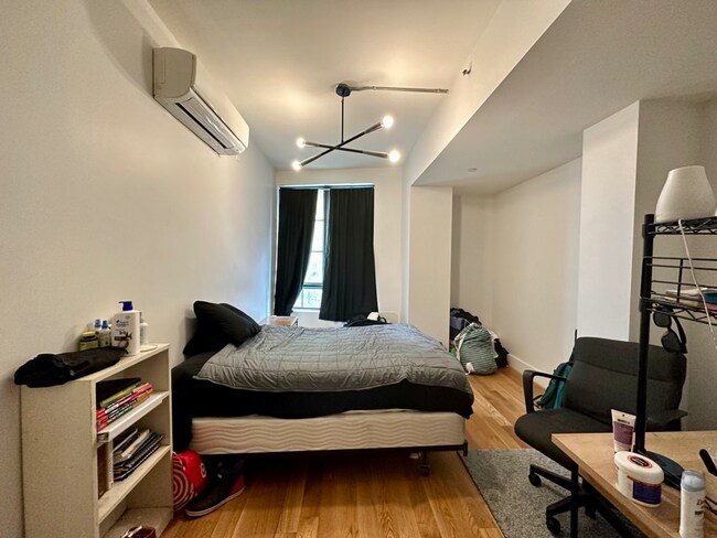 Foto del edificio - 24 Ford St