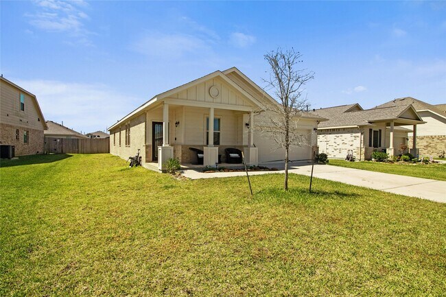 Foto del edificio - 622 Little Cypress Ln